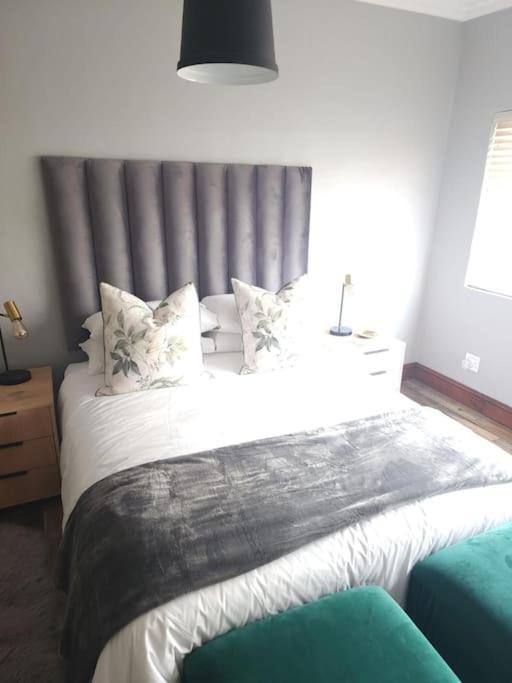 Cape Town, Sea Point, Beautiful 2 Bedroom Apartment @Tucked Away Cidade Do Cabo Exterior foto